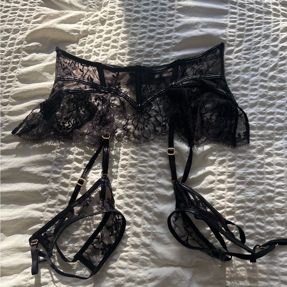 Alyss belt